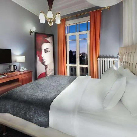 Lina Taksim Pera 伊斯坦布尔