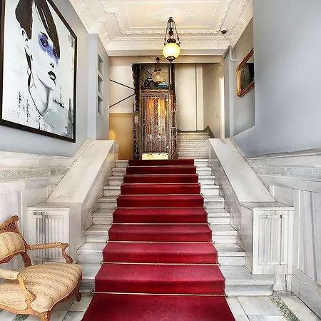 Lina Taksim Pera 酒店 3*