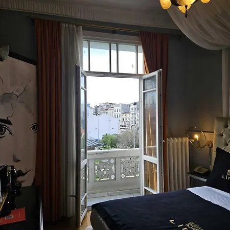 Lina Taksim Pera Istanbul