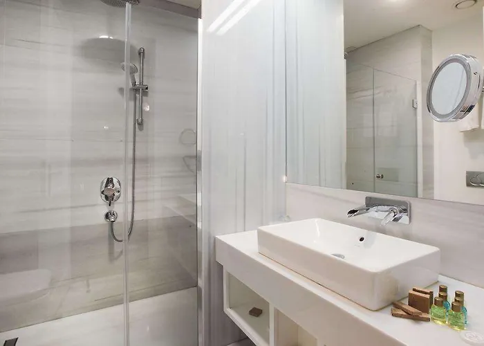 Lina Taksim Pera Стамбул