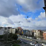 Lina Taksim Pera Hotel 3*